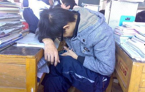 娱乐吃瓜酱学生说下了课,娱乐吃瓜酱学生揭秘校园新鲜事 第1张 娱乐吃瓜酱学生说下了课,娱乐吃瓜酱学生揭秘校园新鲜事 第1张